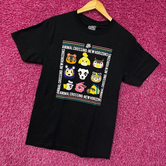 Animal Crossing: New Horizon Grid Graphic Design T-Shirt Small - Picture 3 of 4